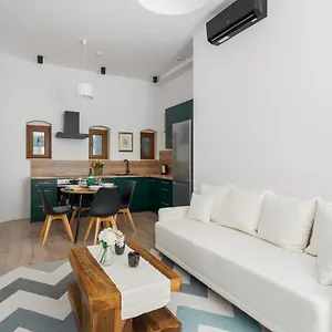  Apartament Kamienica Chełmońskiego 10 Przy Mtp By Renters Polska