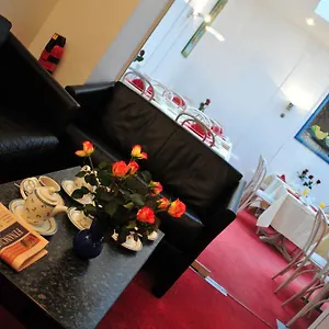 Cerano Am Dom Hotel